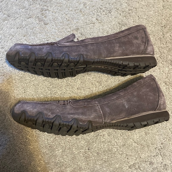 Skechers Brown Suede Relaxed Fit Memory Foam Loafers Women’s  Size 8.5 Shoes - Picture 9 of 15